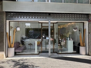 Retail in Barcelona, Barcelona for lease Interior Photo- Image 1 of 12
