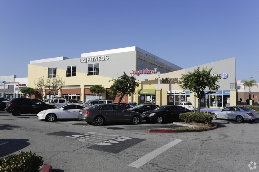 3851 Overland Ave, Culver City, CA for lease - Building Photo - Image 3 of 16