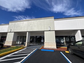 805-865 NW 119 St, Miami, FL for lease Interior Photo- Image 1 of 10