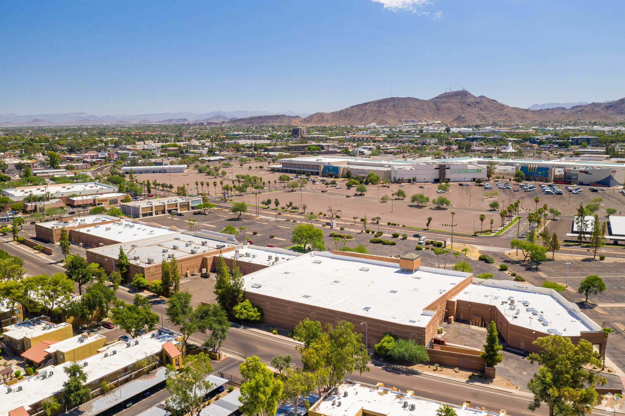 9600 Metro Pkwy Sw, Phoenix, Az, 85051 - Retail Space For Lease 