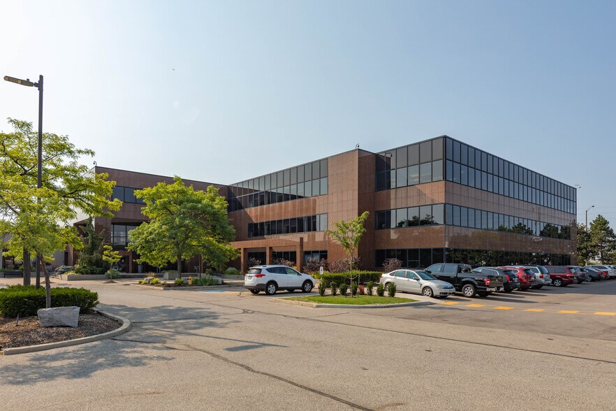 1 Kenview Blvd, Brampton, ON for lease - Primary Photo - Image 1 of 16