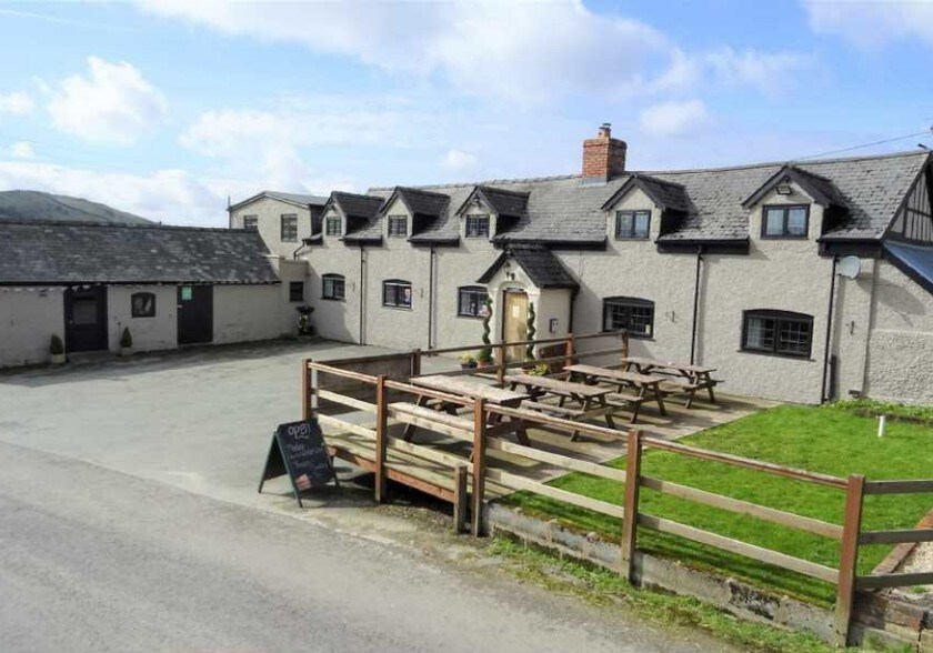 Dolfor, Newtown for sale - Primary Photo - Image 1 of 1