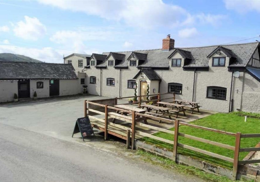 Dolfor, Newtown for sale Primary Photo- Image 1 of 1