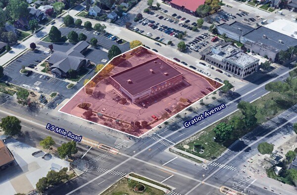 22600 Gratiot Ave, Eastpointe, MI for sale - Aerial - Image 1 of 3