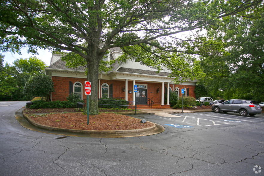 910 Holcomb Bridge Rd, Roswell, GA for lease - Building Photo - Image 2 of 13