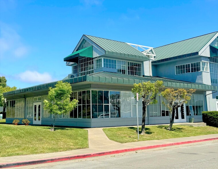 4000 Bridgeway Blvd, Sausalito, CA for lease - Building Photo - Image 1 of 4