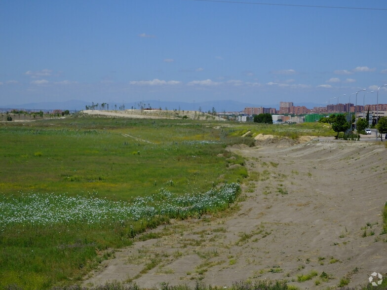 Land in Madrid, MAD for sale - Building Photo - Image 3 of 6