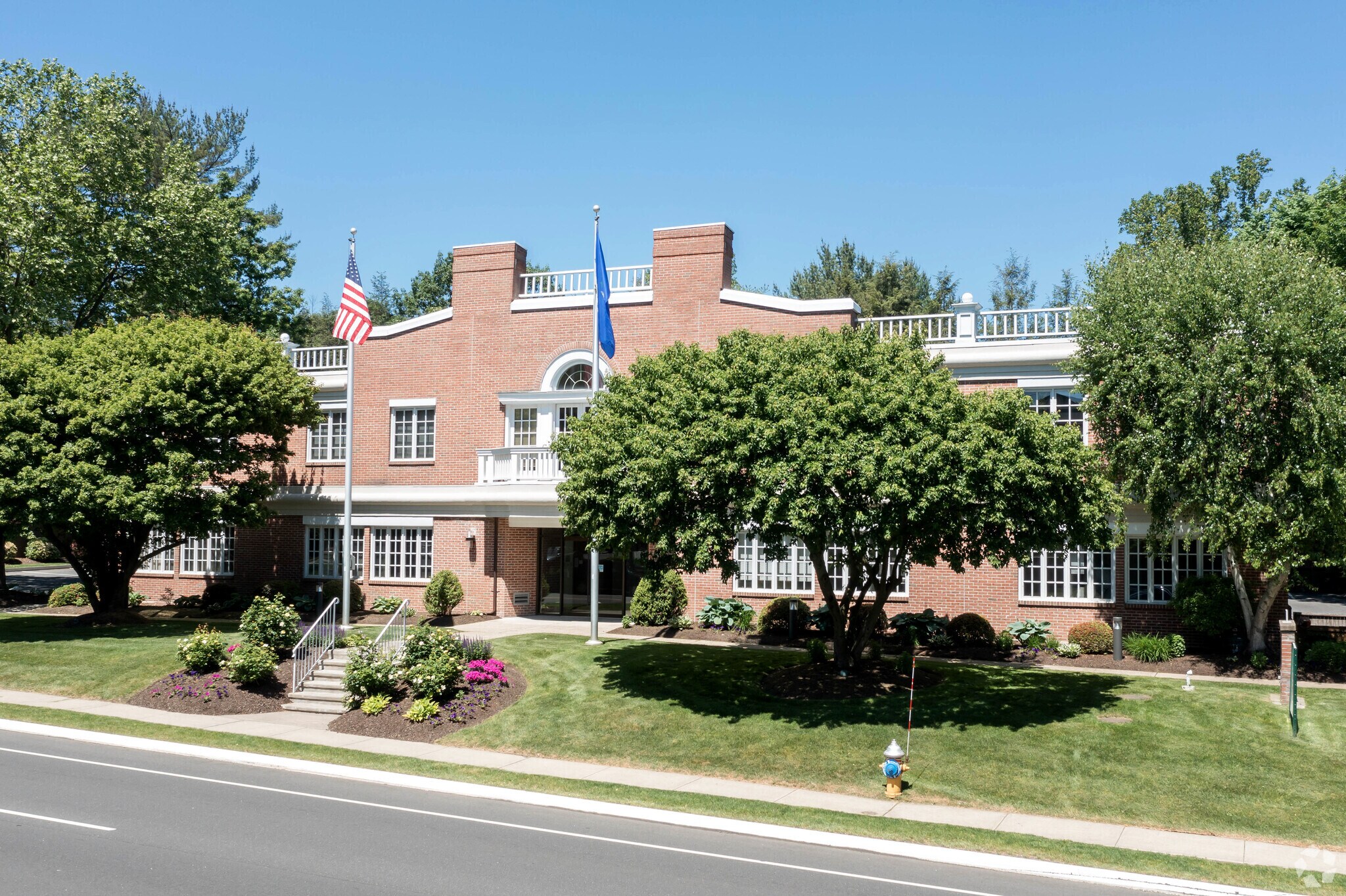 320 Post Rd W, Westport, CT for sale Primary Photo- Image 1 of 1