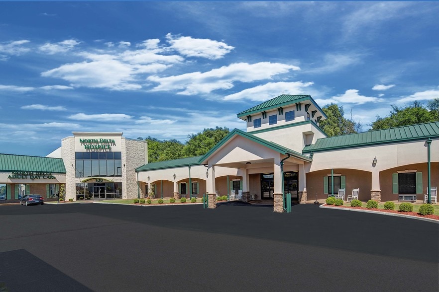 520 Goodman Rd E, Southaven, MS 38671