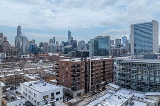873 N Larrabee St, Chicago, IL - AERIAL map view - Image1