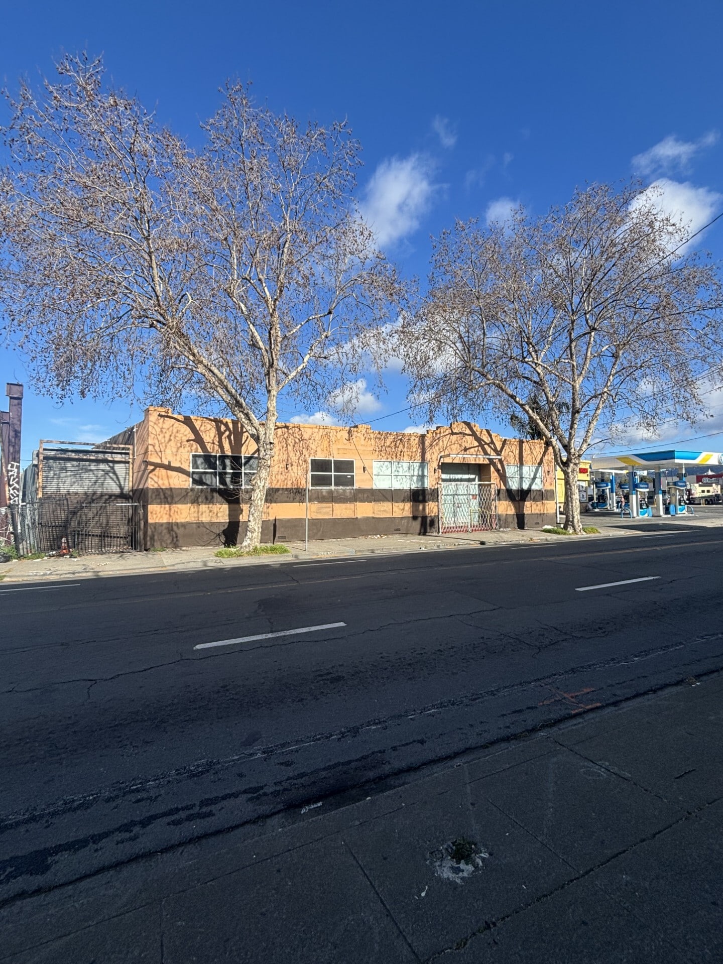 1241 High St, Oakland, CA for lease Building Photo- Image 1 of 2
