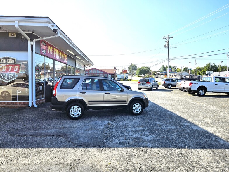 1105 Spartanburg Hwy, Hendersonville, NC for sale - Building Photo - Image 3 of 28