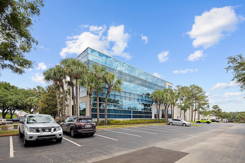 39-59 Skyline Dr, Lake Mary, FL for lease - Building Photo - Image 1 of 1