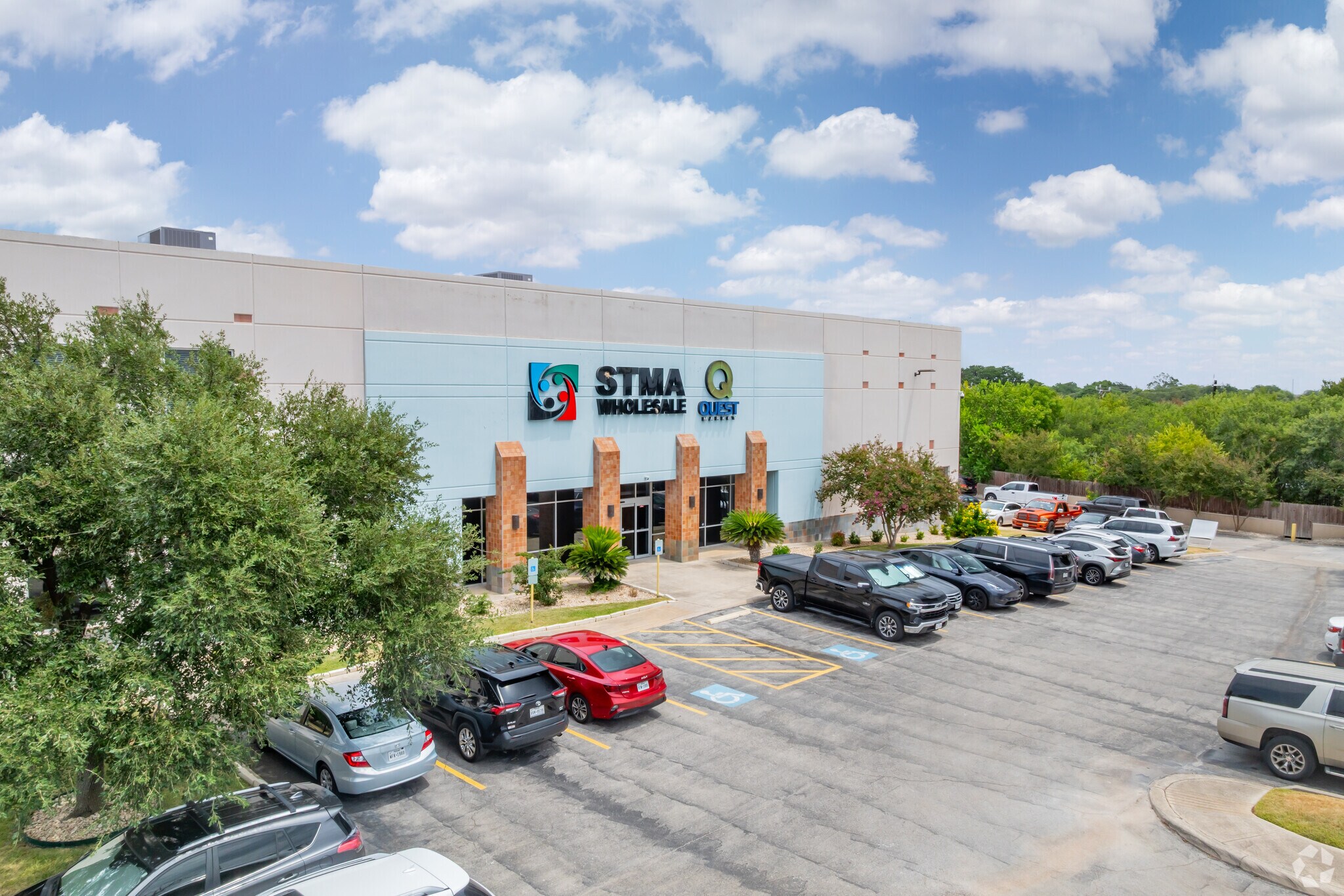 12054 Starcrest Dr, San Antonio, TX for sale Primary Photo- Image 1 of 1