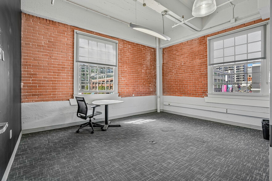 715 J St, San Diego, CA for lease - Building Photo - Image 3 of 9