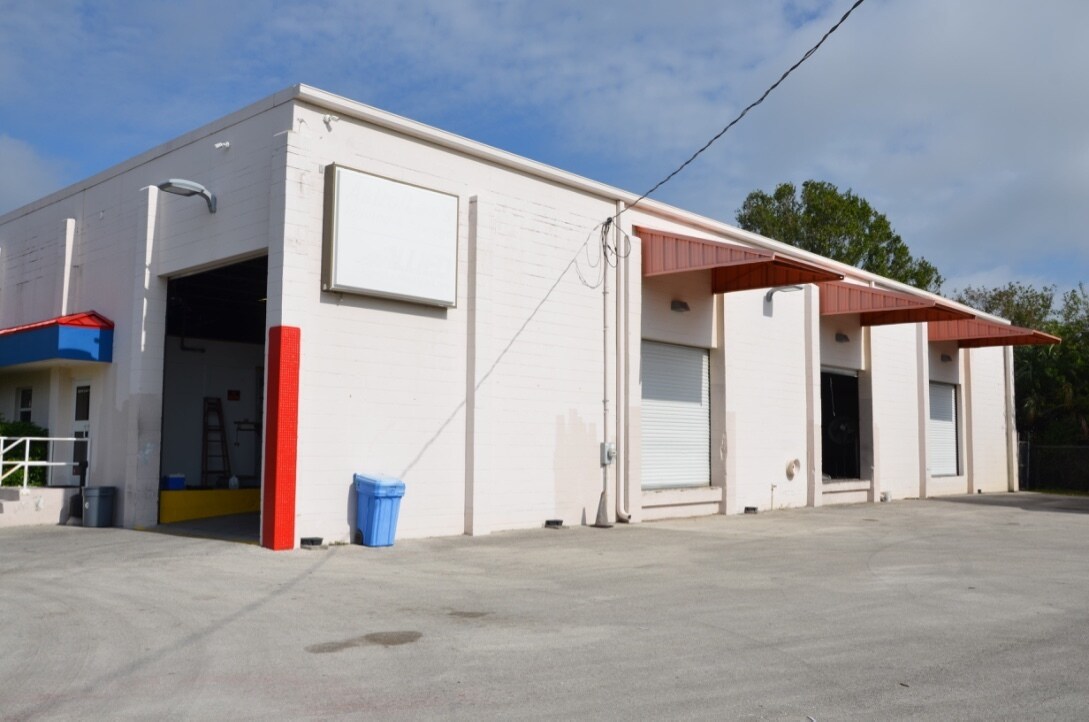 1100 17th St, Vero Beach, FL 32960 | LoopNet