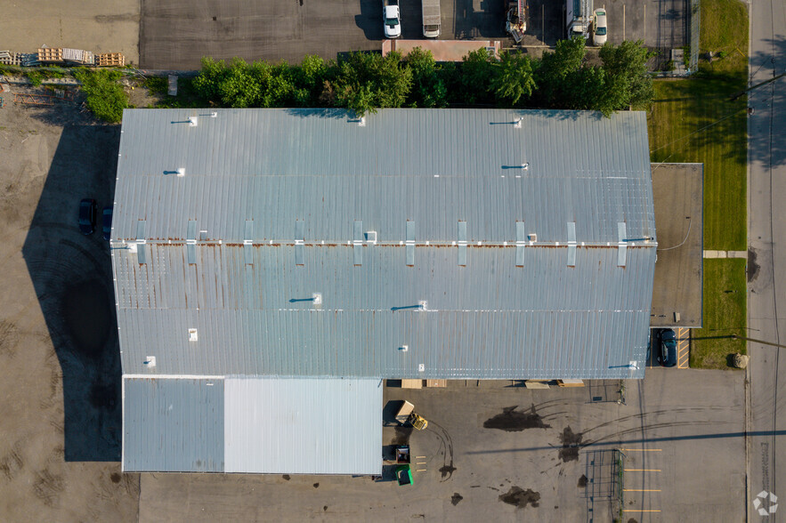 4033 11th St SE, Calgary, AB for lease - Aerial - Image 3 of 4