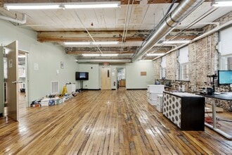 2 Shaker Rd, Shirley, MA for lease Interior Photo- Image 1 of 8