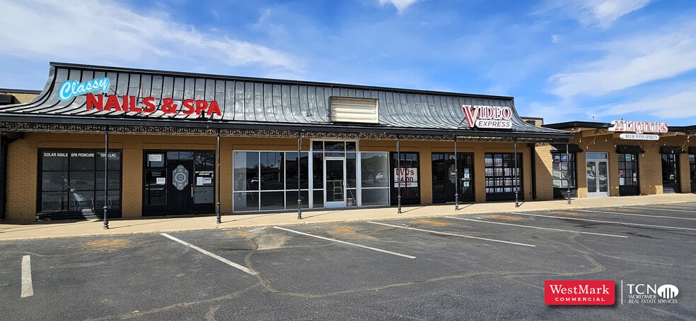 2708 50th St, Lubbock, TX for lease - Building Photo - Image 2 of 7