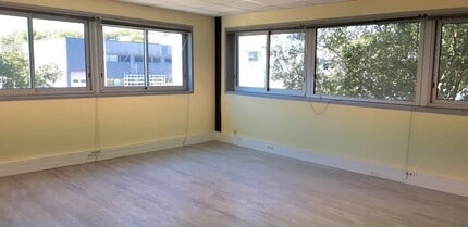 Impasse Du Serpolet, La Ciotat for lease Interior Photo- Image 2 of 3