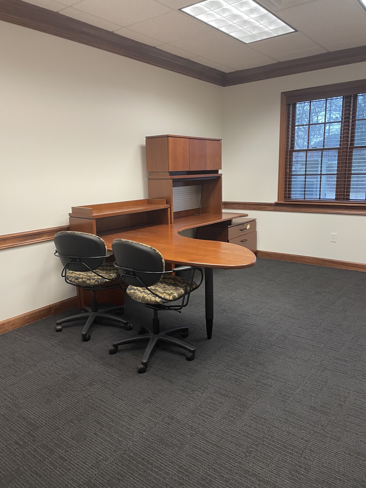 5455 Detroit Rd, Sheffield Village, OH for lease Building Photo- Image 1 of 3