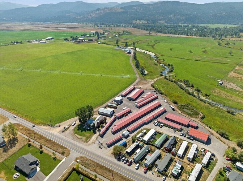 Plum Storage &  Mobile Home Park portfolio of 2 properties for sale on LoopNet.com - Building Photo - Image 2 of 17