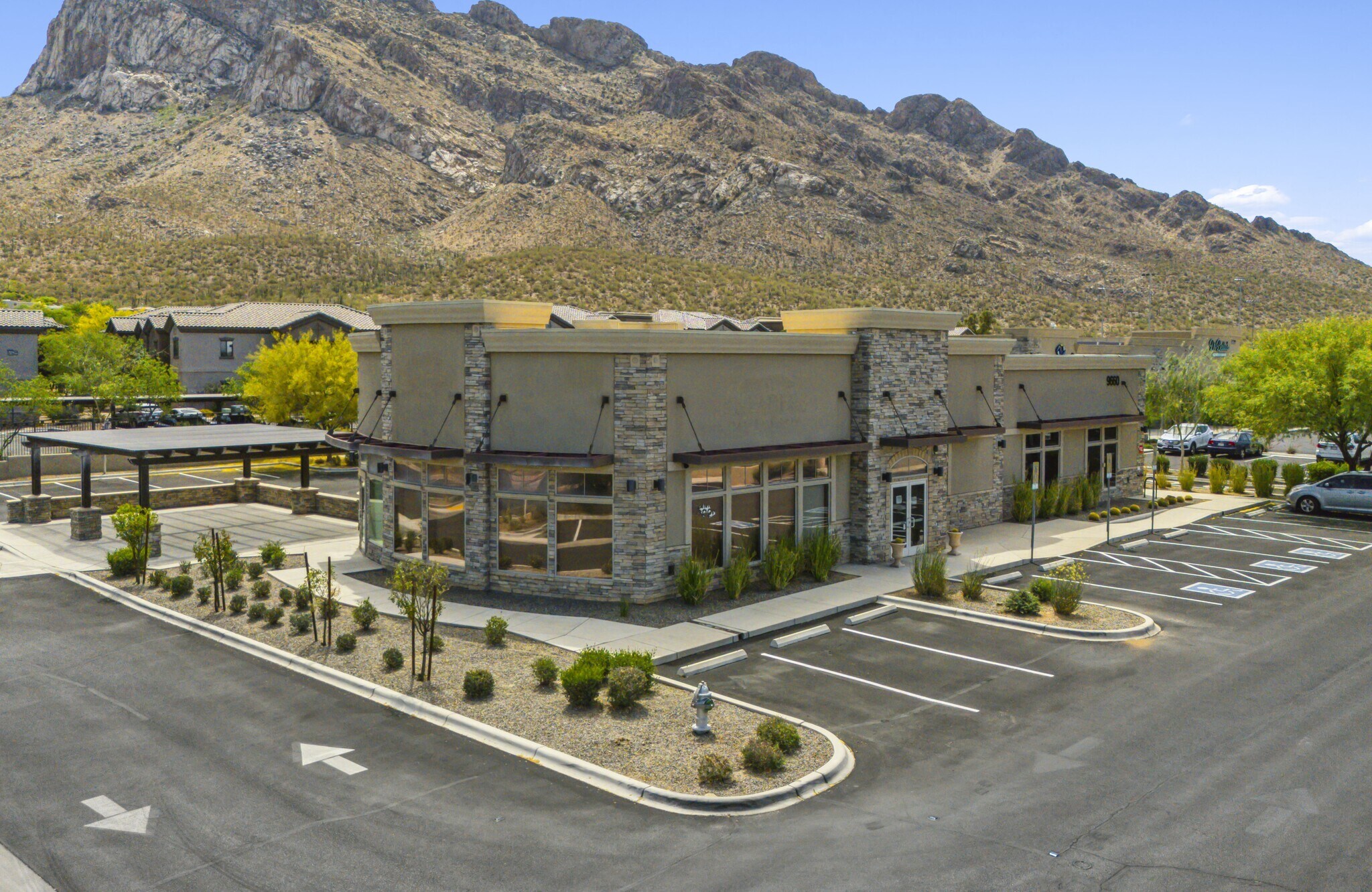 9660 N Oracle Rd, Oro Valley, AZ for sale Building Photo- Image 1 of 1
