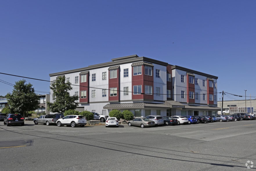 2303 W Commodore Way, Seattle, WA for sale - Primary Photo - Image 1 of 1