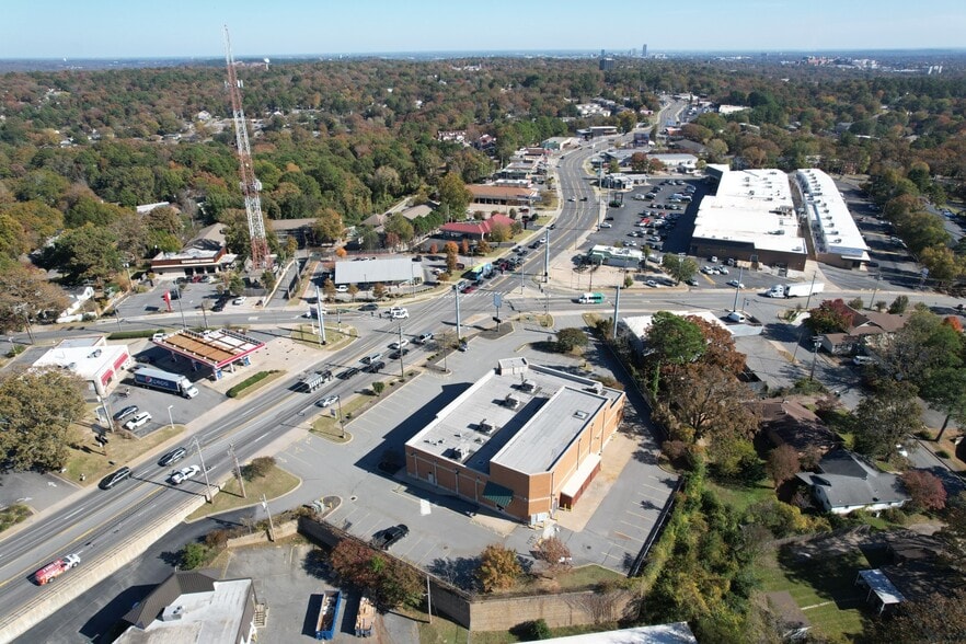 7601 Cantrell Rd, Little Rock, AR for lease - Building Photo - Image 3 of 6