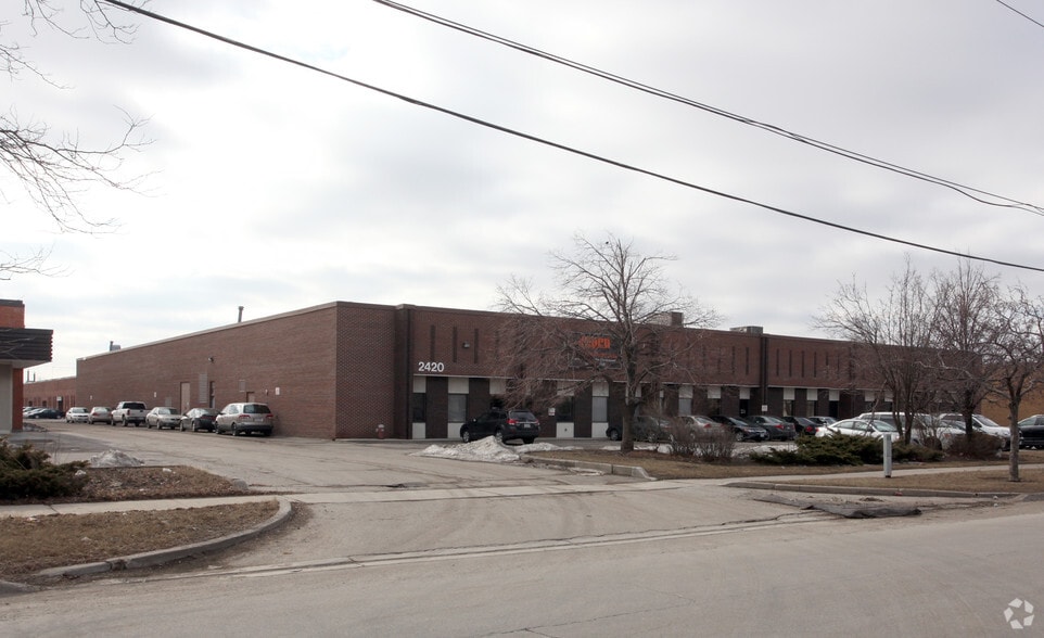 2420 Anson Dr, Mississauga, ON for lease - Primary Photo - Image 1 of 3
