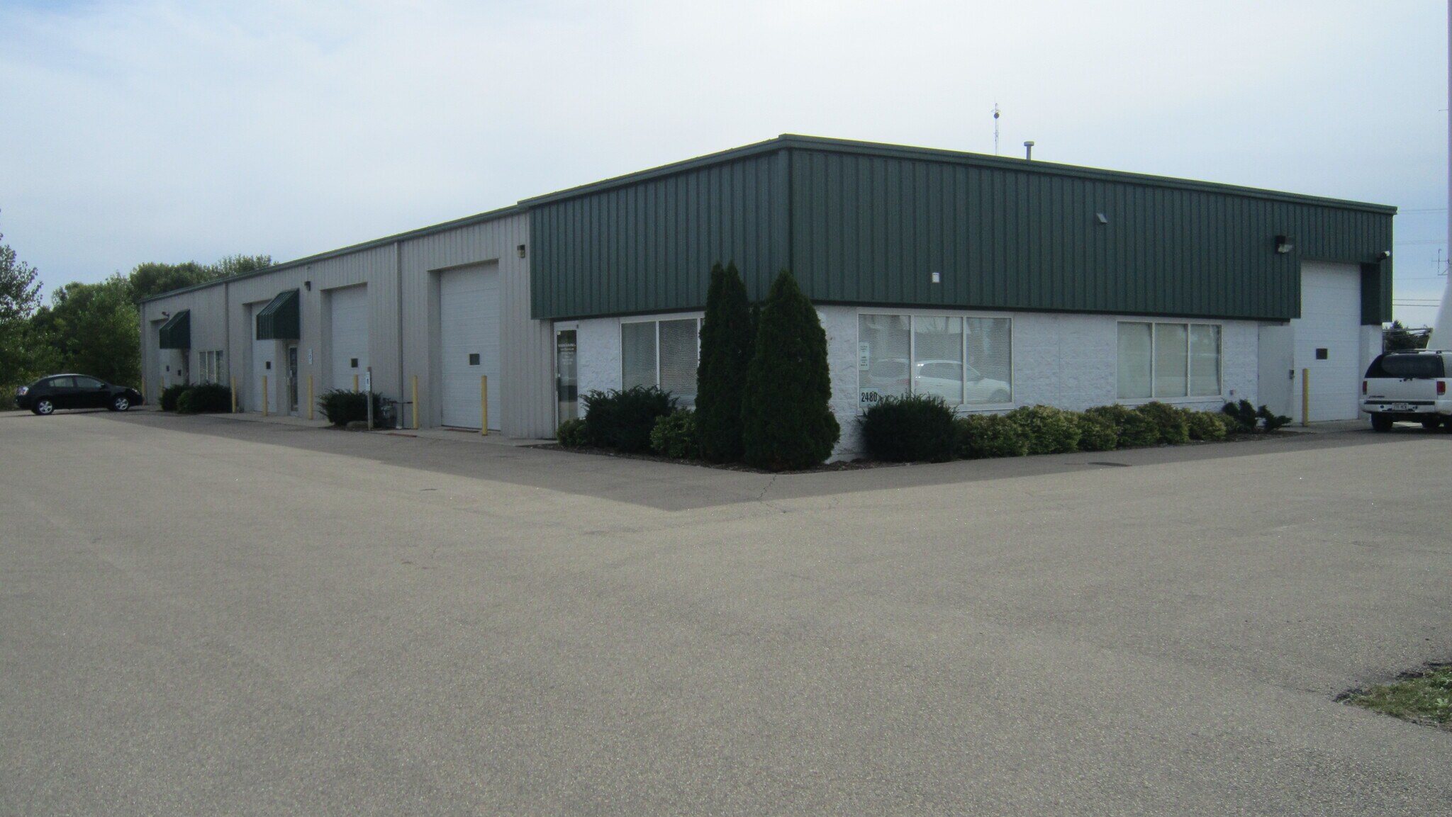 2480 Towerview Dr, Neenah, WI for sale Building Photo- Image 1 of 1