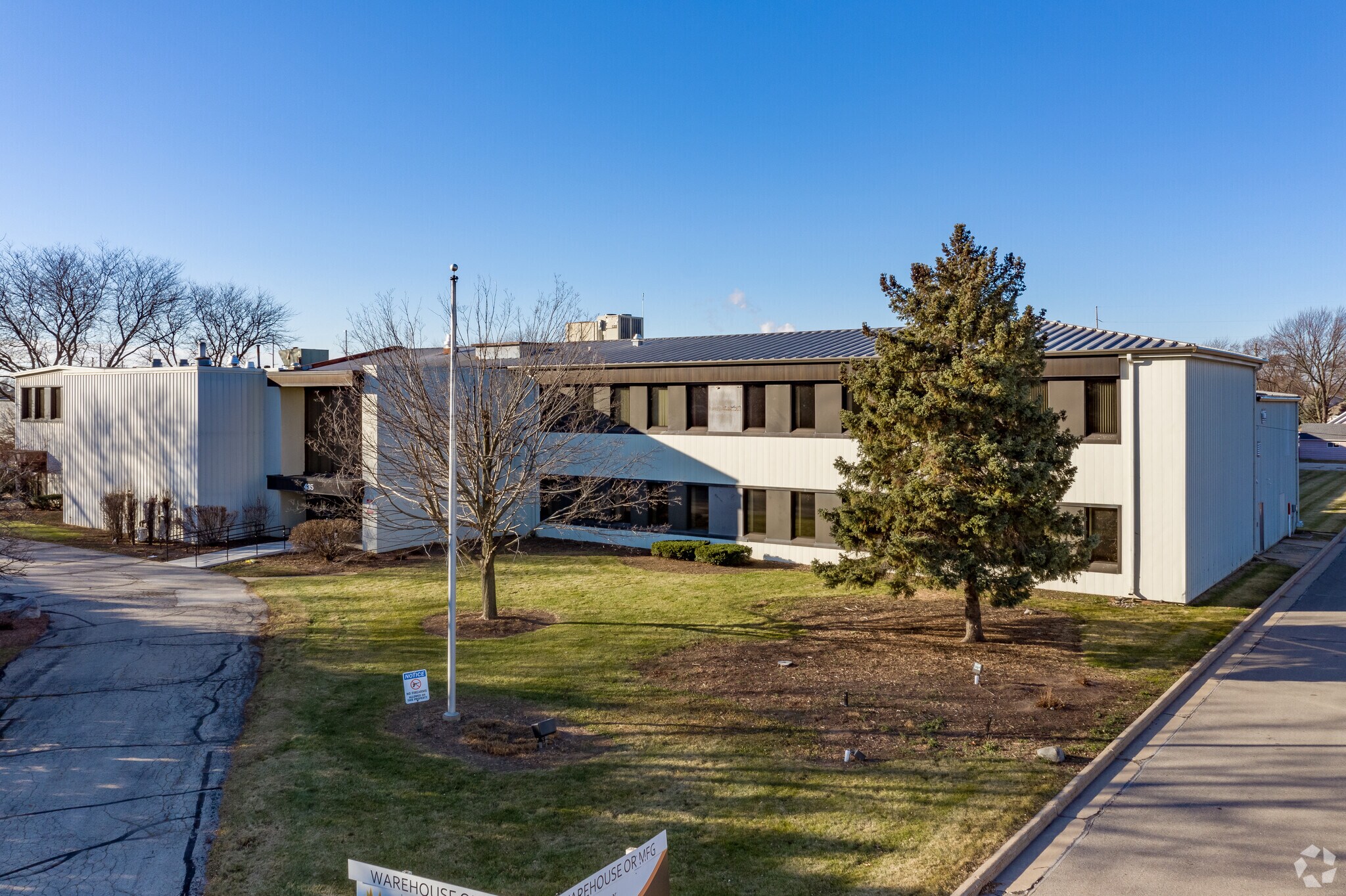 435 6th St, Menasha, WI for lease Building Photo- Image 1 of 10