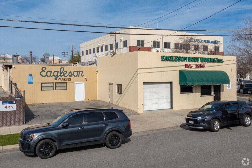 1517 25th St, Bakersfield, CA for sale - Primary Photo - Image 1 of 13