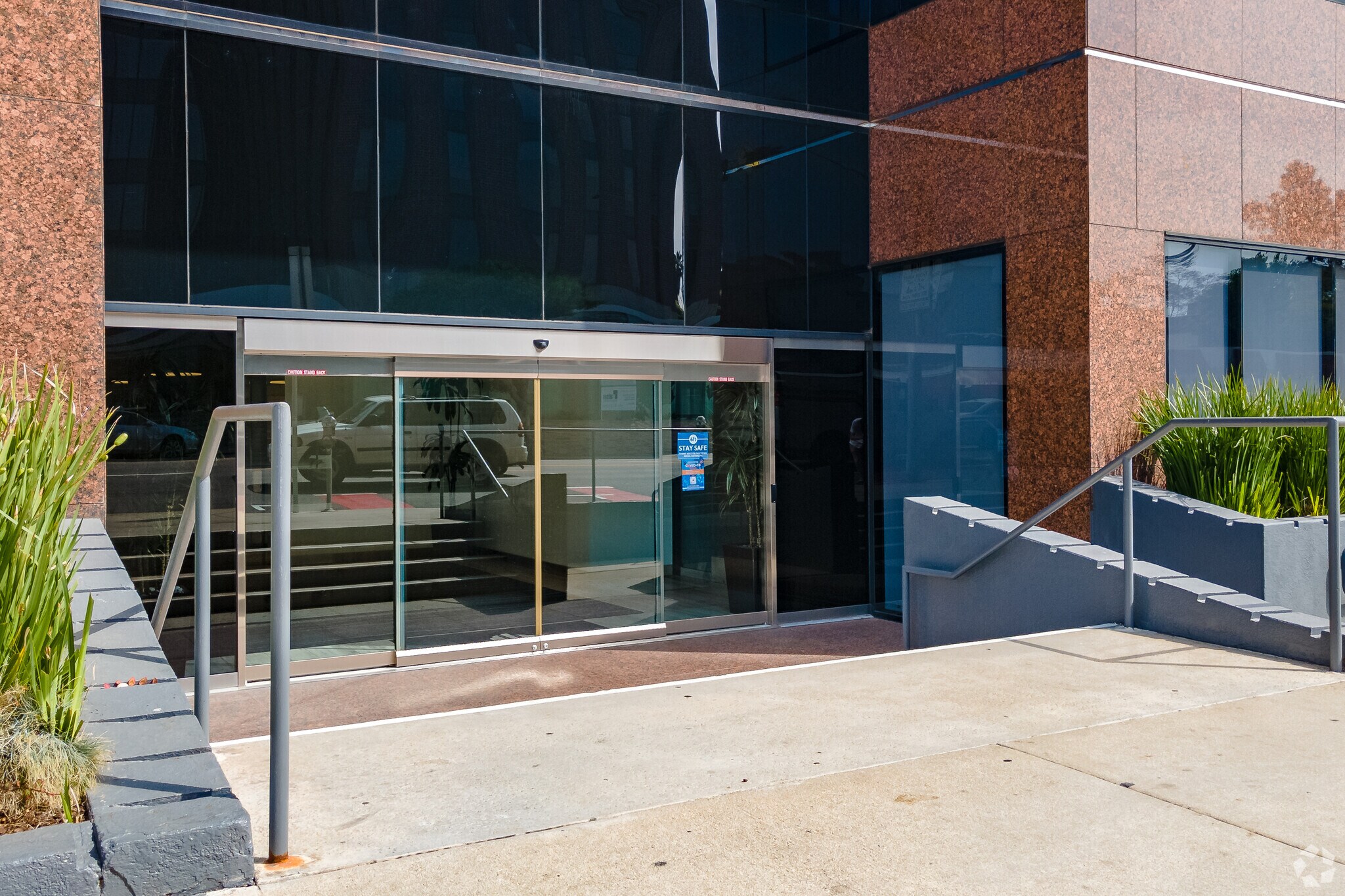 12300-wilshire-blvd-los-angeles-ca-90025-wilshire-centre-loopnet