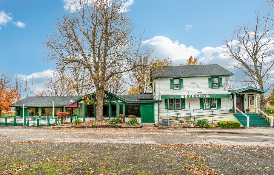 270 Campbell Blvd, Amherst, NY 14068