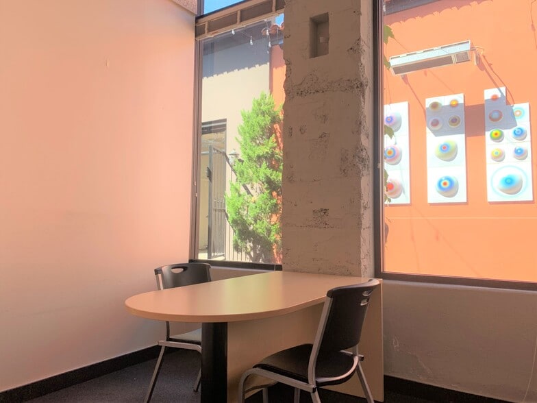 110 N Maclay Ave, San Fernando, CA for lease - Building Photo - Image 2 of 4