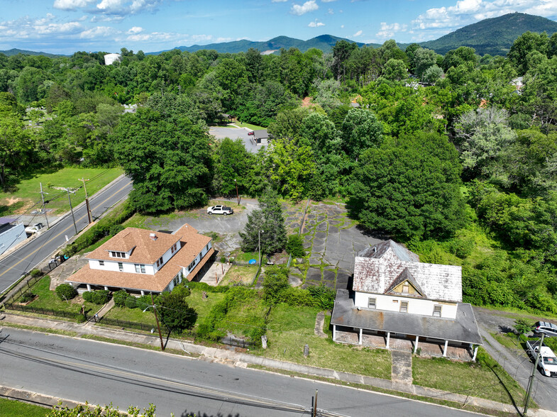 530 Main St, Lenoir, NC for sale - Building Photo - Image 2 of 3