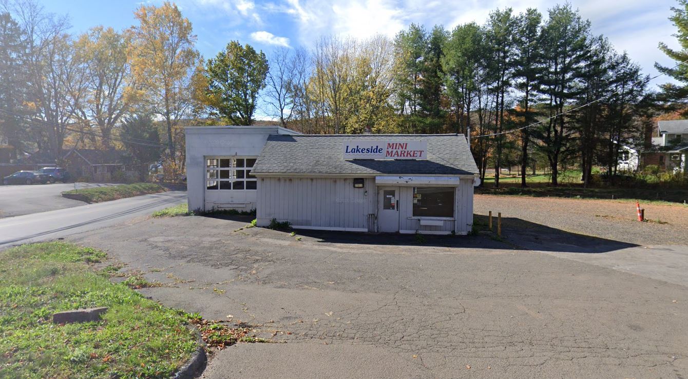 275 Baileyville Rd, Middlefield, CT 06455 Gulf