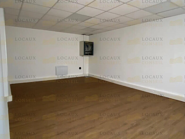 Flex in SAINT-OUEN-L'AUMONE for lease - Interior Photo - Image 3 of 36