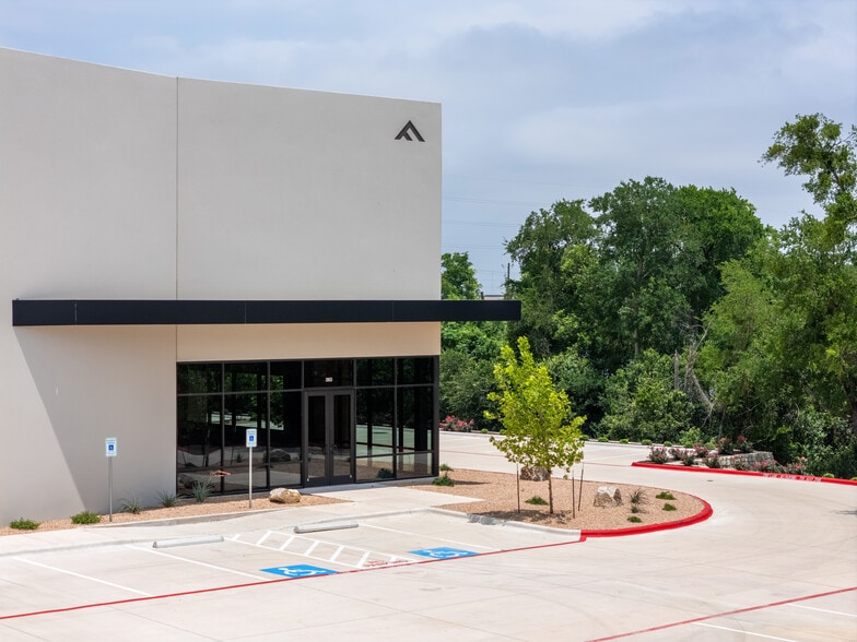 Hero Way West, Leander, TX for lease - Building Photo - Image 3 of 13