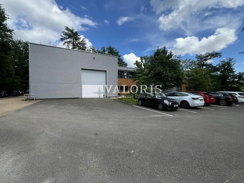 Flex in Écully for lease - Building Photo - Image 3 of 12