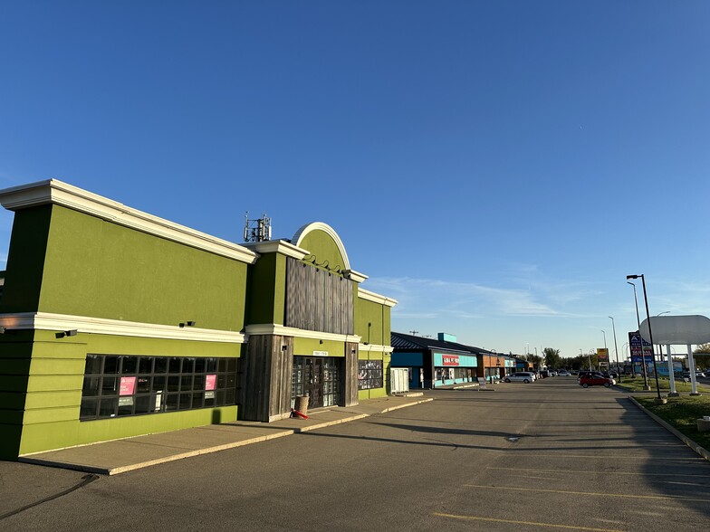 10015 170th St NW, Edmonton, AB for lease - Building Photo - Image 1 of 14