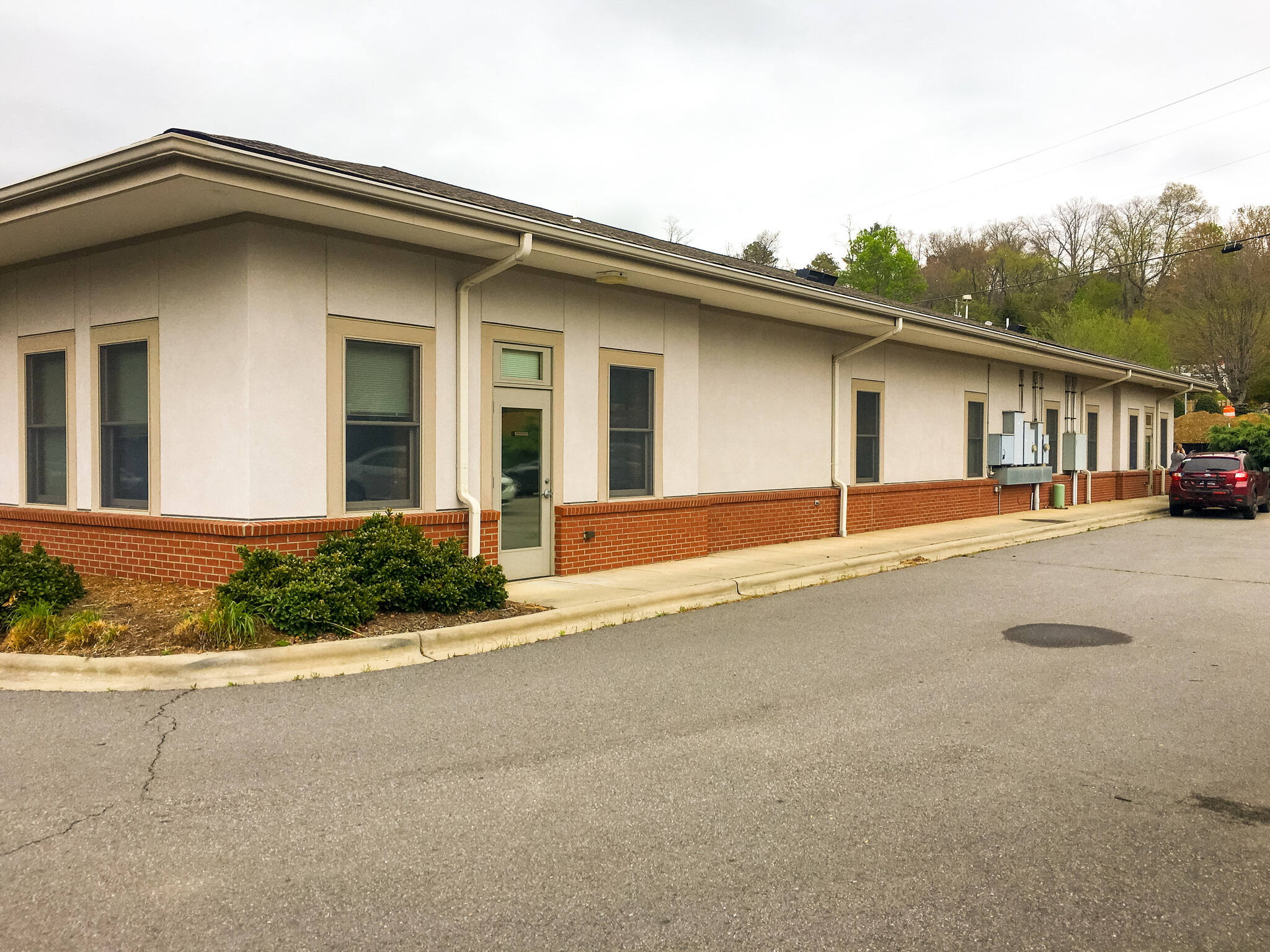 43 Bowman Dr, Waynesville, NC for sale Building Photo- Image 1 of 1