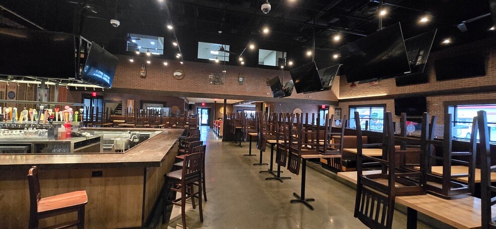 529 Main St, Vincennes, IN for sale - Building Photo - Image 3 of 15