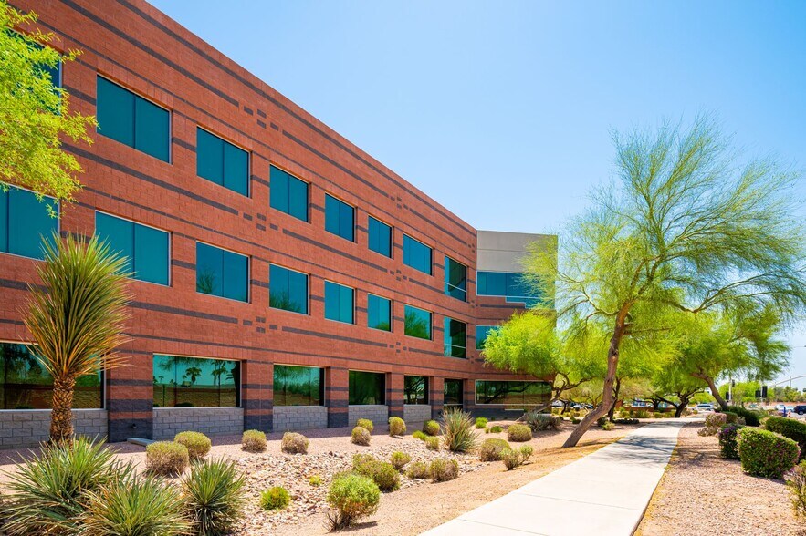 8860 E Chaparral Rd, Scottsdale, AZ for lease - Building Photo - Image 2 of 20