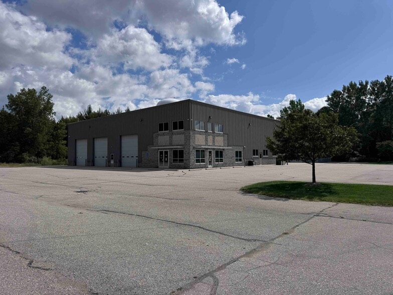 1923 M 40, Holland, MI for lease - Building Photo - Image 2 of 13