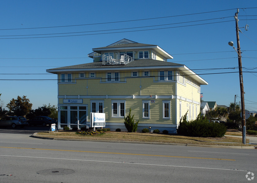 527 Causeway Dr, Wrightsville Beach, NC for lease - Building Photo - Image 3 of 4