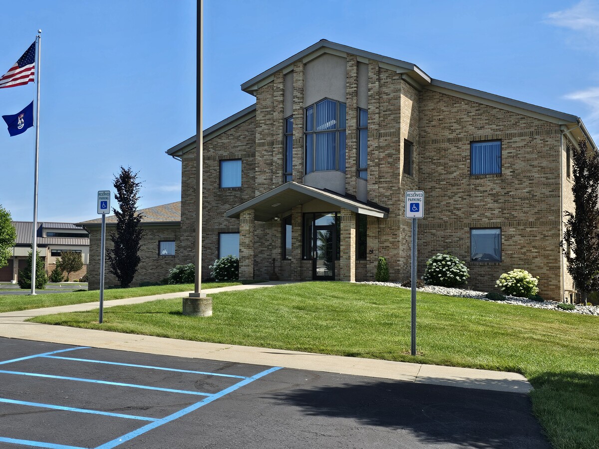 3933 Monitor Rd, Bay City, MI 48706 Office for Sale