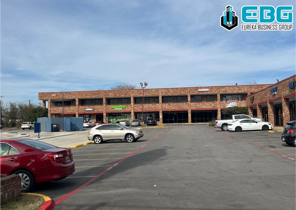 3225 Pleasant Run Rd, Lancaster, TX for lease Primary Photo- Image 1 of 8