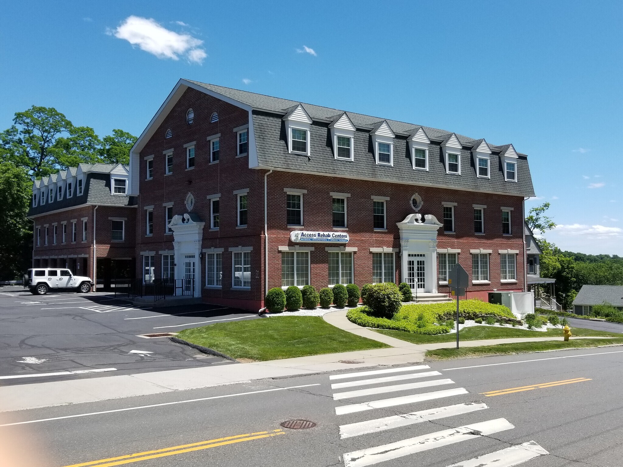 365 Main St, Watertown, CT for sale Primary Photo- Image 1 of 12